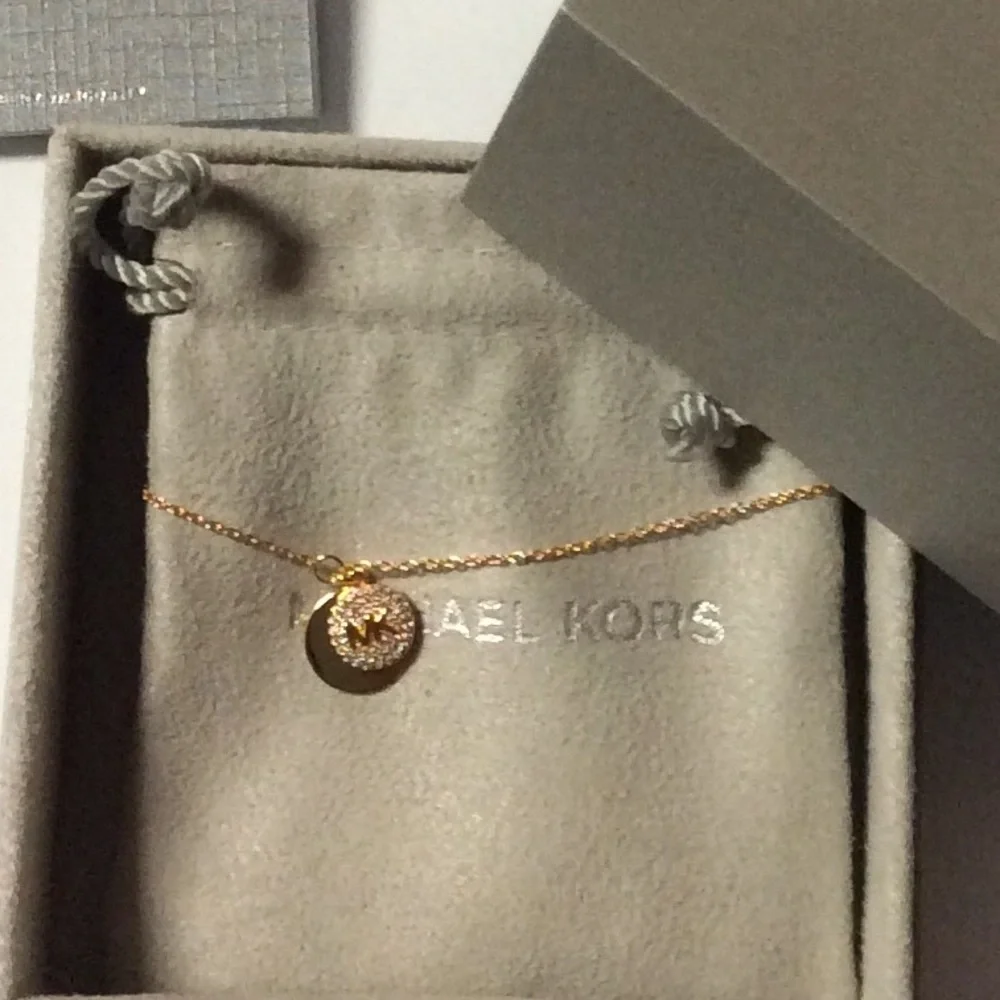 Authentic Michael Kors Pavé Halo Slider Bracelet - Picture 2 of 9